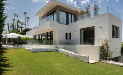 Herverkoop - Villa -
Nueva Andalucía - Costa del Sol