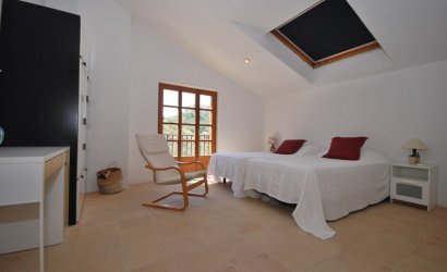 Revente - Villa -
Moraira - Benimeit