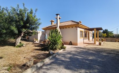 Herverkoop - Villa -
Avileses - Inland