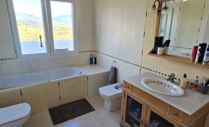 Herverkoop - Villa -
Los Romanes - Inland