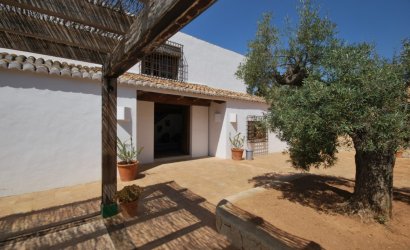 Reventa - Villa -
Moraira - Benimeit