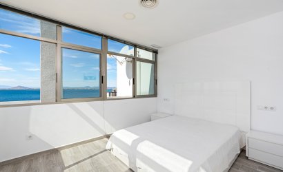 Resale - Apartment -
La Manga del Mar Menor