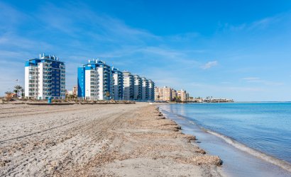 Resale - Apartment -
La Manga del Mar Menor