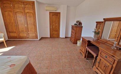 Herverkoop - Villa -
Vinuela - Inland