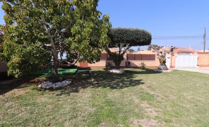 Resale - Villa -
Torrevieja - Chaparral