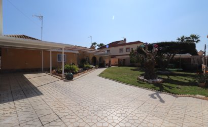 Revente - Villa -
Torrevieja - Chaparral