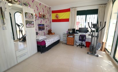 Revente - Villa -
Ciudad Quesada - Doña Pepa