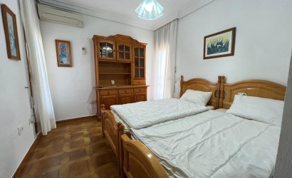 Herverkoop - Villa -
Orihuela Costa - Campoamor