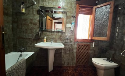 Herverkoop - Villa -
Orihuela Costa - Campoamor