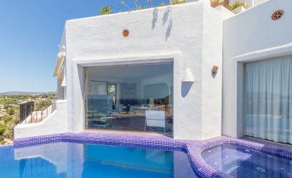 Resale - Villa -
Moraira - El Portet