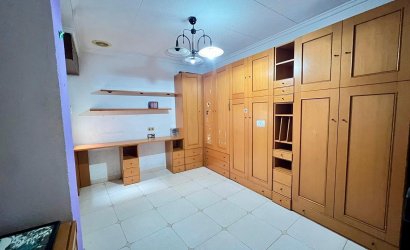 Resale - Apartment -
Torrevieja - Centro