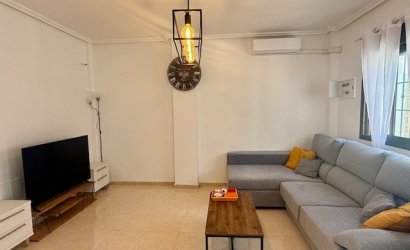 Resale - Town House -
San Miguel de Salinas - Inland