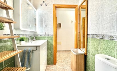 Revente - Apartment -
Torrevieja - Centro