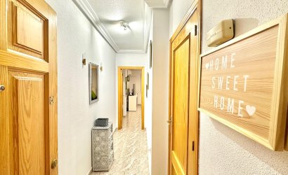 Revente - Apartment -
Torrevieja - Centro