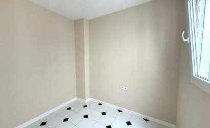 Revente - Apartment -
Torrevieja - Centro