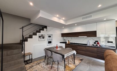 Resale - Villa -
Villamartin - Costa Blanca