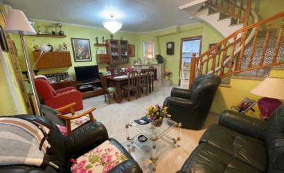 Herverkoop - Town House -
Guardamar del Segura - Costa Blanca