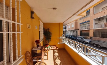 Resale - Apartment -
Torrevieja - Estacion De Autobuses