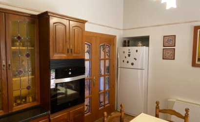 Herverkoop - Villa -
Petrer