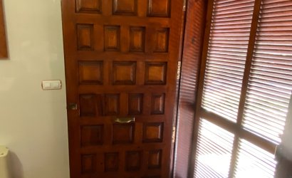 Herverkoop - Villa -
Petrer