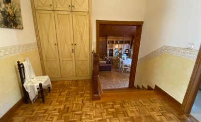 Herverkoop - Villa -
Petrer