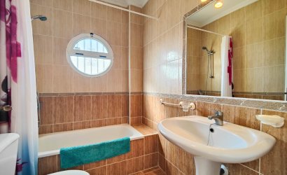 Herverkoop - Town House -
Orihuela Costa - Costa Blanca