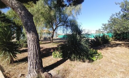 Herverkoop - Villa -
Avileses - Inland