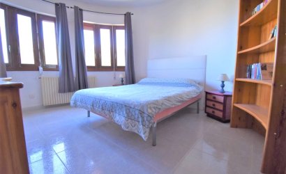 Resale - Villa -
Orihuela Costa - Villamartín