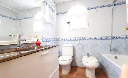 Herverkoop - Villa -
Orihuela Costa - Costa Blanca