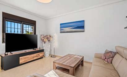 Revente - Town House -
San Miguel de Salinas - Inland