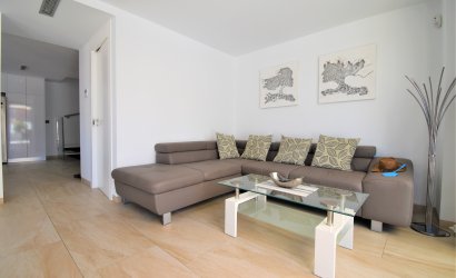 Reventa - Villa -
Orihuela Costa - Villamartín