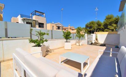 Resale - Villa -
Orihuela Costa - Villamartín