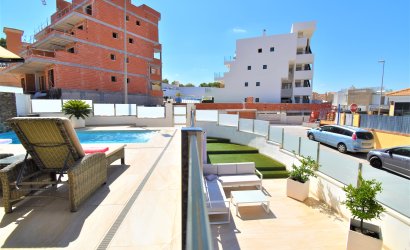 Resale - Villa -
Orihuela Costa - Villamartín