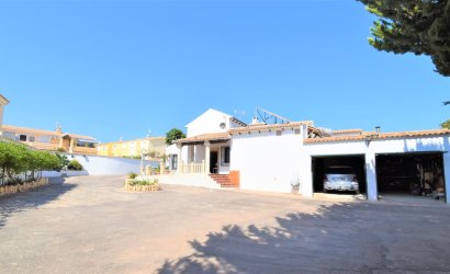 Herverkoop - Villa -
Orihuela Costa - Villamartin