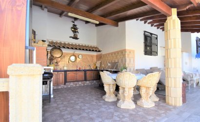 Herverkoop - Villa -
Orihuela Costa - Villamartin