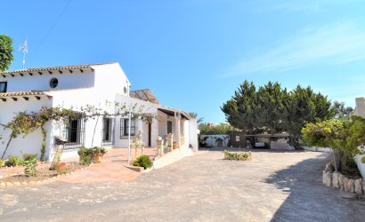 Herverkoop - Villa -
Orihuela Costa - Villamartin