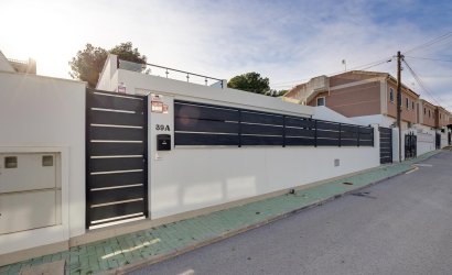 Reventa - Villa -
Pinar de Campoverde - Inland