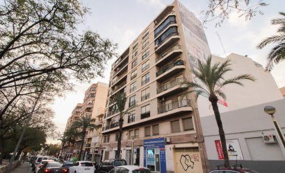 Resale - Commercial -
Elche - Carrus