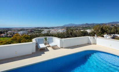 Resale - Villa -
Marbella - Nueva Andalucía