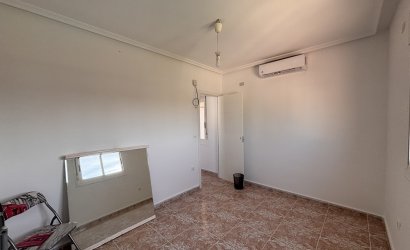 Resale - Villa -
Benijofar - Costa Blanca