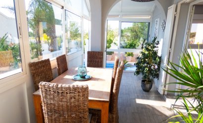 Herverkoop - Villa -
Playa Flamenca - Costa Blanca