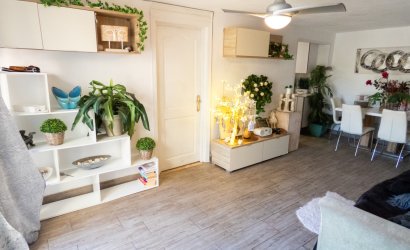 Herverkoop - Villa -
Playa Flamenca - Costa Blanca