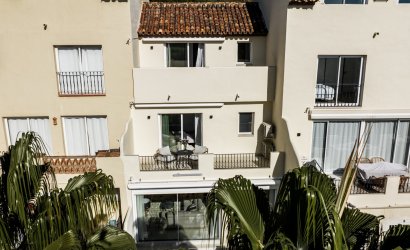 Resale - Townhouse -
Marbella - Nueva Andalucía