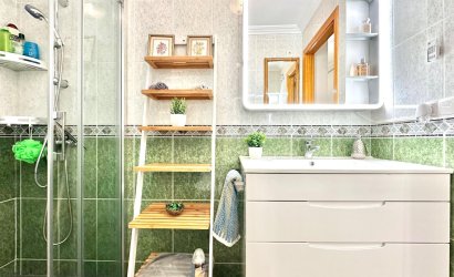 Revente - Apartment -
Torrevieja - Centro