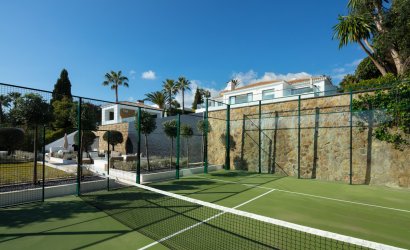 Herverkoop - Villa -
Marbella - Nueva Andalucía