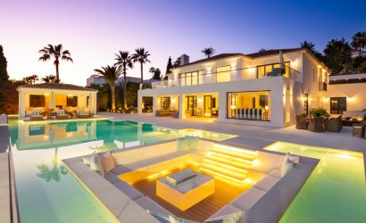 Resale - Villa -
Marbella - Nueva Andalucía