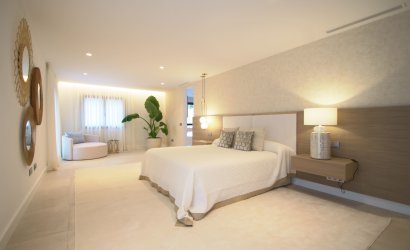 Resale - Villa -
Marbella - Nueva Andalucía