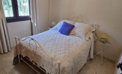 Reventa - Villa -
Vinuela - Inland