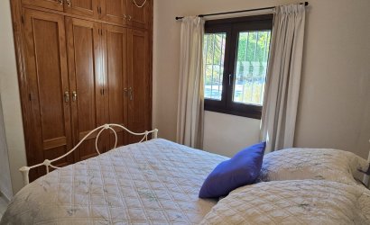 Reventa - Villa -
Vinuela - Inland