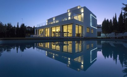 Herverkoop - Villa -
Marbella - Nueva Andalucía